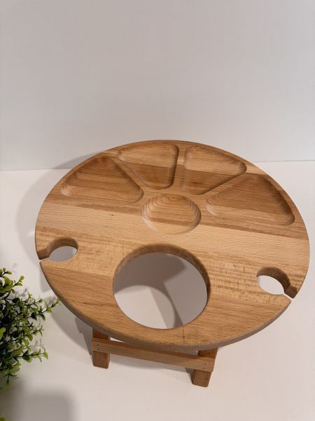 Деревянная посуда винный столик дополнит удобством застолья 35 см. вин2 фото